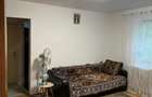 Apartament cu 3 camere semidecomandat în Central - 1
