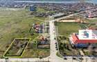 Teren Construcții intravilan de 1300 mp, în Est - 7