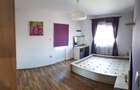 Apartament cu 3 camere semidecomandat în Soarelui - 5 Apartament cu 3 camere semidecomandat în Soarelui - 5