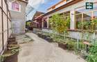 Casa cu 10 camere ?i 1437 mp teren in Ineu - Arad - 2
