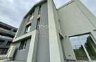 Duplex cu 5 camere cu Canalizare în Iancu Nicolae - 50