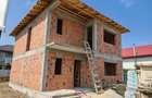 Casă individuală cu 5 camere cu Teren 400 Mp în Berceni - 1