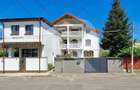 Casa 5 camere renovata 2025, curte+parcare - 2