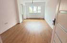 De vanzare apartament cu 4 camere - 7