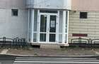 Spatiu comercial de inchiriat ( 4 camere ) - pretabil pentru cabinet medical , coafor , birouri