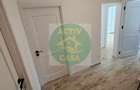 Apartament cu 3 camere decomandat în Roman - 2