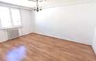 Apartament cu 3 camere decomandat în Periferie - 7