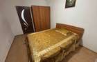 Inchiriez apartament cu 3 camere la 1 minut de Colina