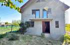 Casă cu 5 camere cu Teren 700 Mp în Smârdan - 1