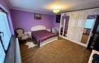 Casă cu 5 camere cu Teren 317 Mp în 8 Martie - 8