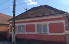 Casă cu 2 camere cu Teren 756 Mp în Central