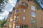 Casa Stefan-Sinaia,cu o capacitate de 14 spatii,inchiriaza doar in sezonul cald,pentru minim 3 luni. - 10
