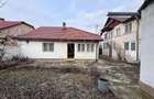 Casă cu 6 camere cu Teren 1016 Mp în Ronaț - 1