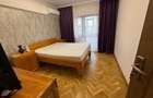 Apartament cu 3 camere în Bd. Independenței - 4