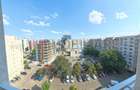 Apartament cu 5 camere decomandat în Unirii - 14 Apartament cu 5 camere decomandat în Unirii - 14