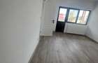Apartament cu 3 camere decomandat în Central - 4