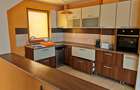 Apartament cu 5 camere semidecomandat în Florilor - 7
