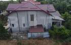 Casă cu 7 camere în Târgoviște - 10