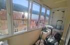 Apartament cu 3 camere decomandat în București - 20