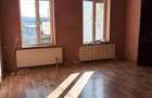 Casă cu Teren 300 Mp în Central - 2