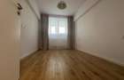 Apartament cu 3 camere decomandat în Drumul Taberei - 4