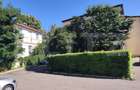 Apartament 3 camere, 70 mp, parter, Aleea Trandafirilor - 12