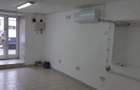Inchiriez spa?iu comercial 20 mp in Reghin zona centrala