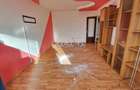 Apartament 3 camere ,situat in Rovinari, Str. 22 Decembrie 1989 - 2