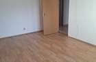 Vand apartament 3 camere Micro 3 - 2