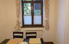 Apartament 4 camere de inchiriat in zona Dorobanti, ASE, etaj 1 in vila locuinta