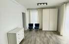 Apartament spatios cu o camera, 38 mp, balcon, zona Teilor