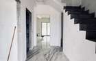 MT263 Duplex 4 camere, de VANZARE, la asfalt, Mosnita Noua, toate utilitatile