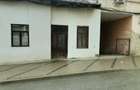 Casa 2 camere teren magazie pt spa?iu comercial, birouri, intrea din strada, zona centrala, in rate