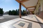 Spatiu comercial 1900 mp construiti, 3 niveluri, complet utilat