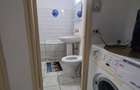Proprietar vand apartament 2 camere semidecomandate pe str 22 Decembrie bl 1 - 8