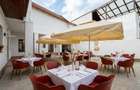 O proprietate de poveste în Zărnești | Potențial hotelier, restaurant și cramă |