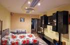 Apartament 3 camere Decomandat - 2