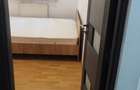 Proprietar inchiriez apartament 3 camere - 1