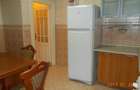 Cotroceni, Romniceanu, parter in imobil mic, spatios, 3 camere, balcon, birouri