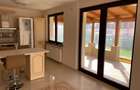 Vila de inchiriat,zona de Nord, 5 camere, curte proprie - 1