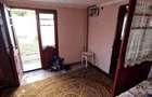 De vanzare casa locuibila, 3 camere, 1200mp teren, 2 anexe, 42000euro