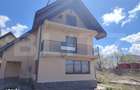 Cabana cu 5 dormitoare, 250 mpu, 700 teren la Ranca - 1