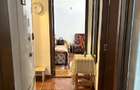 Apartament cu 3 camere semidecomandat în Central - 1