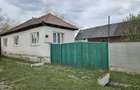 Vand Casa pret negociabil. - 2