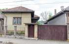 Casa cu 3 camere, garaj si curte mare - 5
