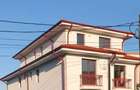Casă individuală cu 10 camere cu Canalizare în Zorilor - 1