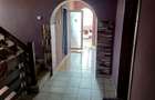 Vand casa cu etaj,zona rezidentiala - 8