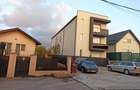 Apartament cu 3 camere decomandat în București - 2