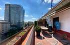 Apartament cu 4 camere decomandat în Capitale - 7