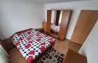 Apartament cu 3 camere decomandat în Traian - 2